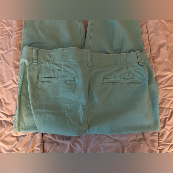 Gloria Vanderbilt Teal Capris Pants - Picture 2 of 6